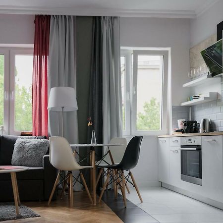 Aski Hoza Apartment Varsavia Esterno foto