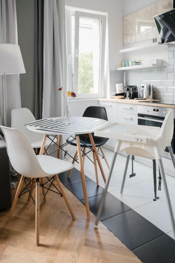 Aski Hoza Apartment Varsavia Esterno foto